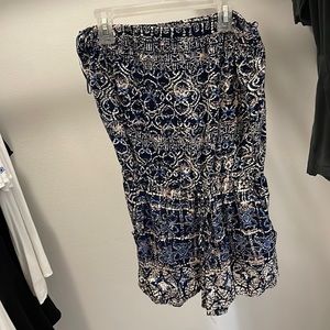 Light weight romper with pockets